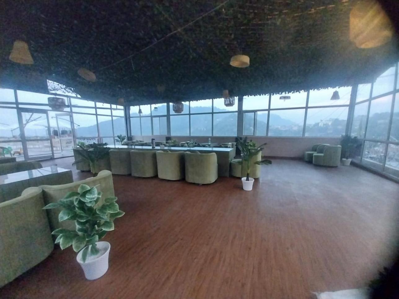 Hotel The Mussoorie International Exterior foto